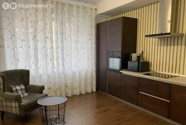 2-комнатная квартира: Тюмень, улица Осипенко, 16 (85 м) - Фото 0