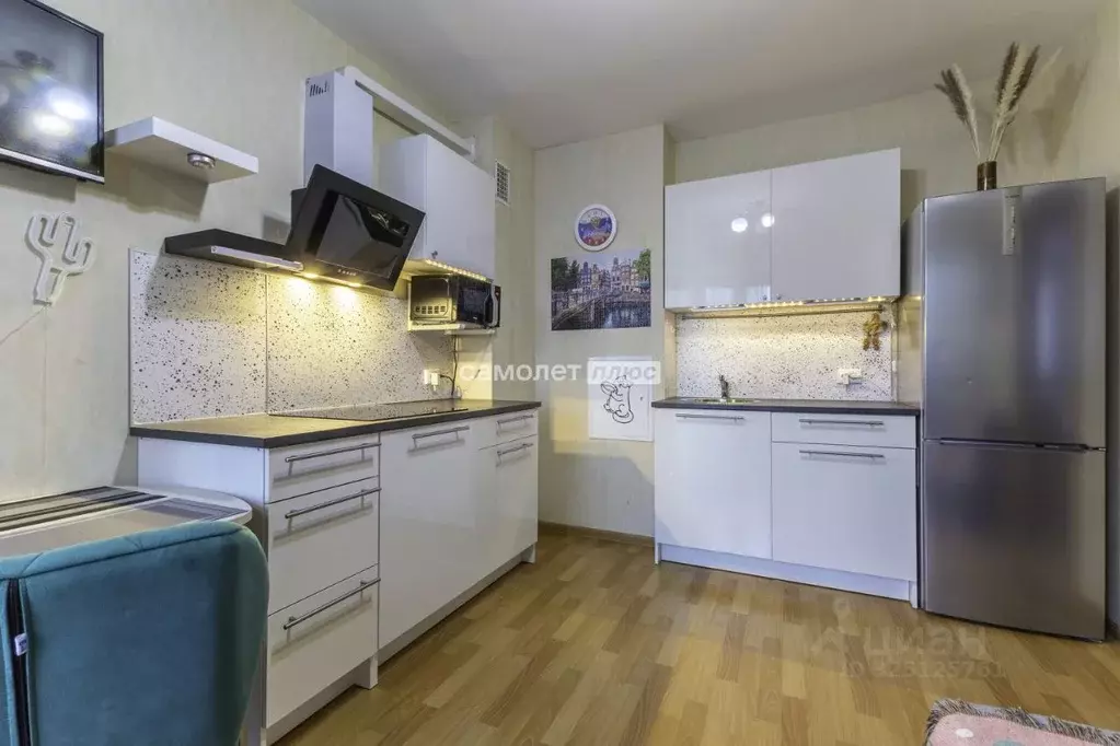 1-к кв. Санкт-Петербург пос. Парголово, ул. Федора Абрамова, 21к3 ... - Фото 1