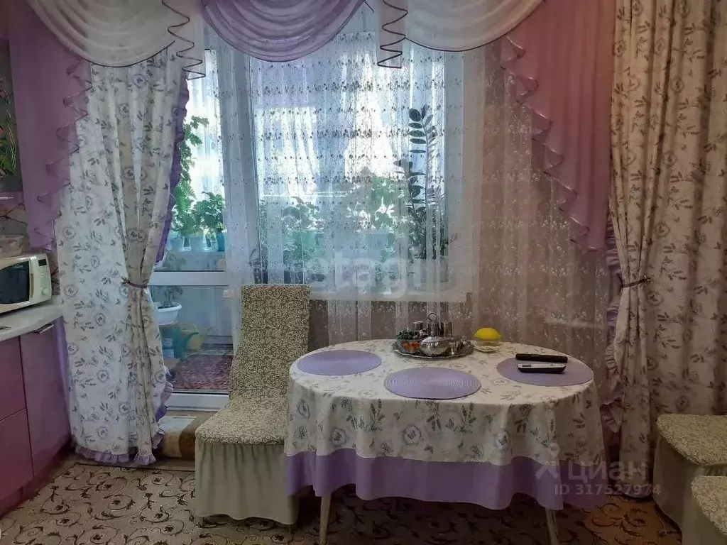 3-к кв. Самарская область, Жигулевск Парковая ул., 16 (85.0 м) - Фото 0