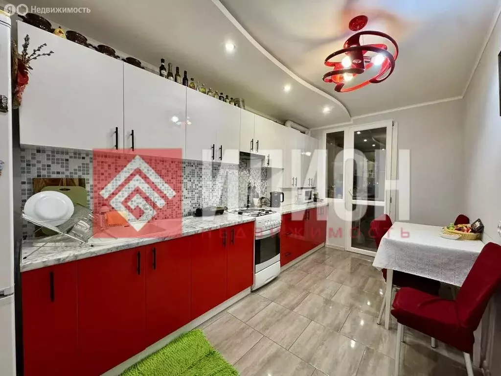 3-комнатная квартира: Судак, Алуштинская улица, 16А (61.1 м) - Фото 2