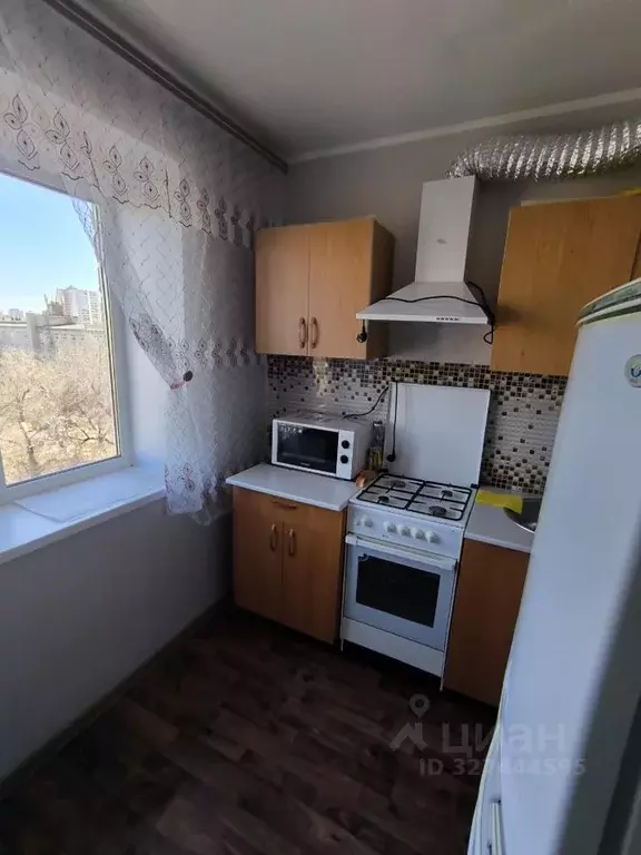 1-к кв. Челябинская область, Челябинск ул. Энтузиастов, 7 (30.3 м) - Фото 2