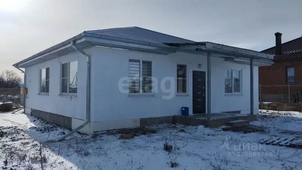 Дом в Ставропольский край, Предгорный муниципальный округ, пос. ... - Фото 1