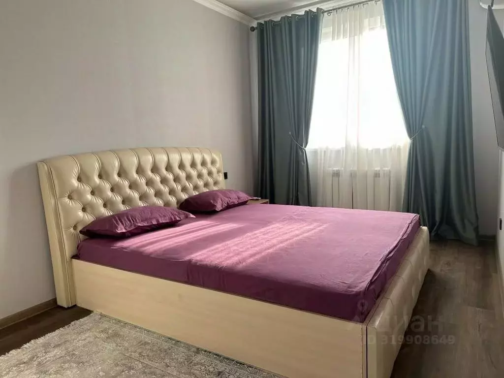 2-к кв. Дагестан, Махачкала ул. Времена Года, 1 (75.0 м) - Фото 0