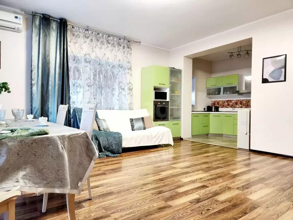 Дом в Челябинская область, Миасс Метизная ул., 14 (350 м) - Фото 1