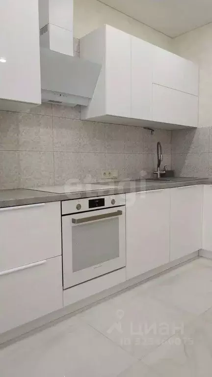 3-к кв. Калужская область, Калуга ул. Пухова, 56 (85.2 м) - Фото 1