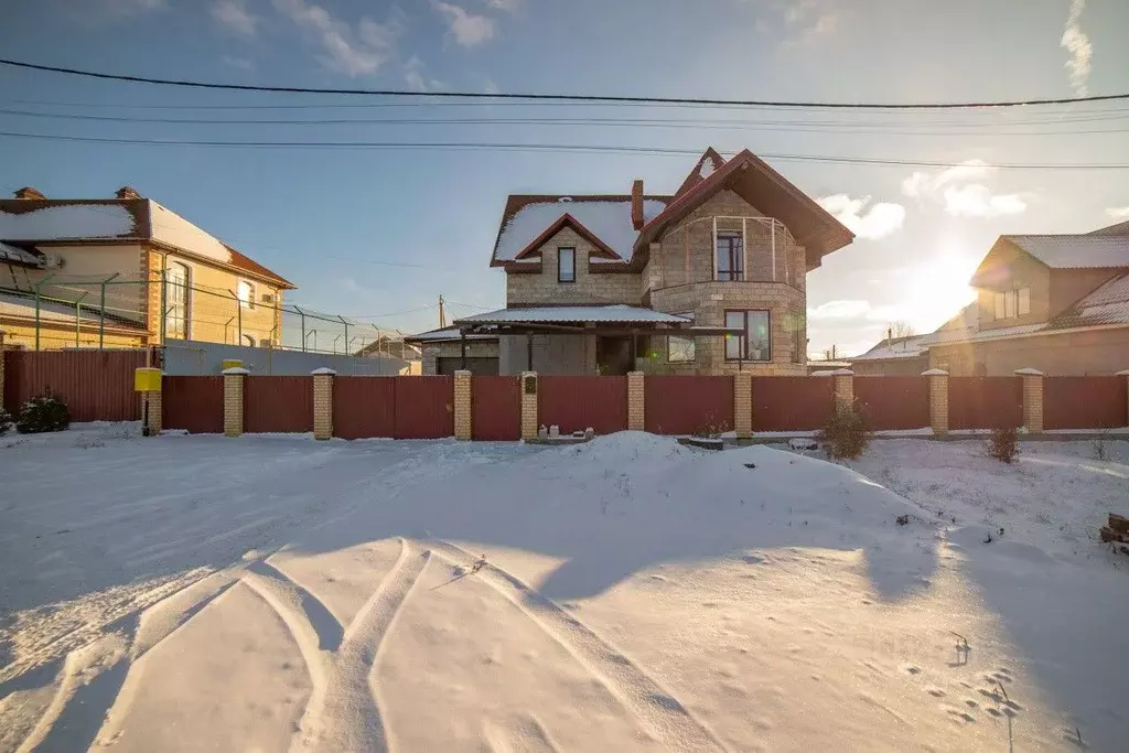 Дом в Свердловская область, Екатеринбург ул. Старожилов, 108 (241 м) - Фото 0