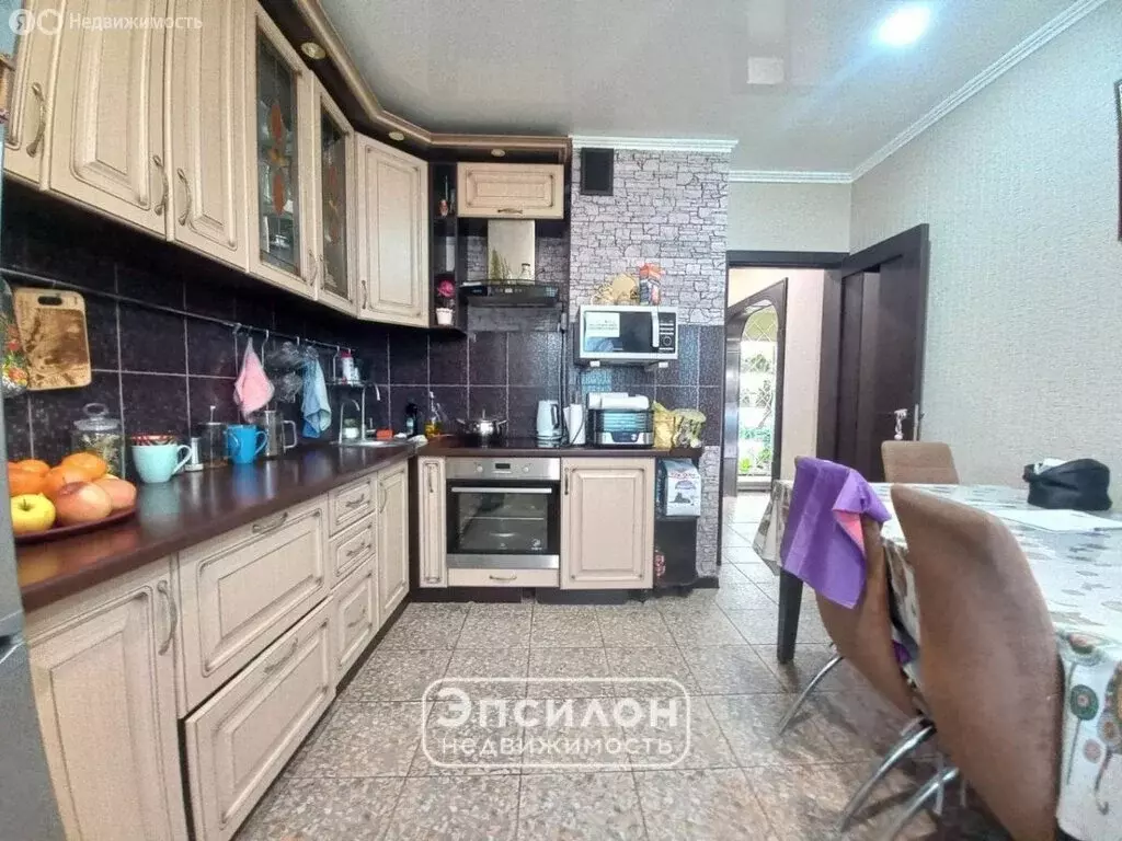 2-комнатная квартира: Курск, проспект Вячеслава Клыкова, 34 (57.39 м) - Фото 1