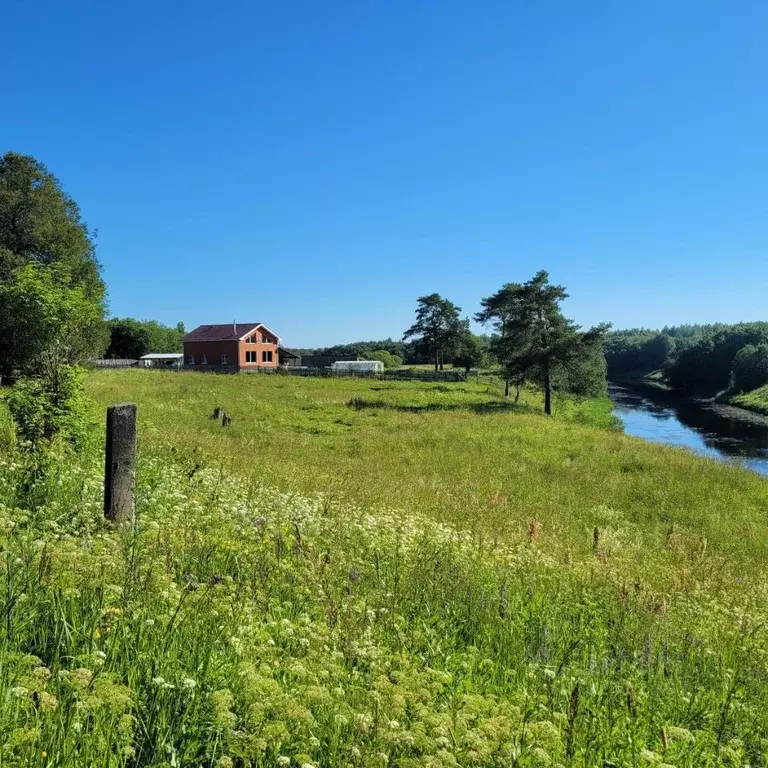 Коттедж в Тверская область, Вышневолоцкий муниципальный округ, д. ... - Фото 1