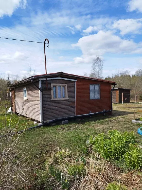 Дом в Ленинградская область, Тихвинское городское поселение, ... - Фото 1
