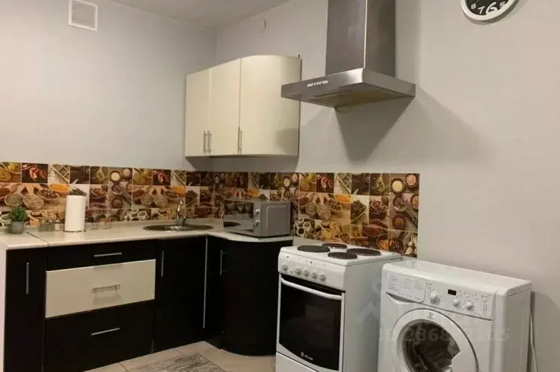 1-к кв. Тюменская область, Тюмень ул. 50 лет Октября, 75к1 (45.0 м) - Фото 2