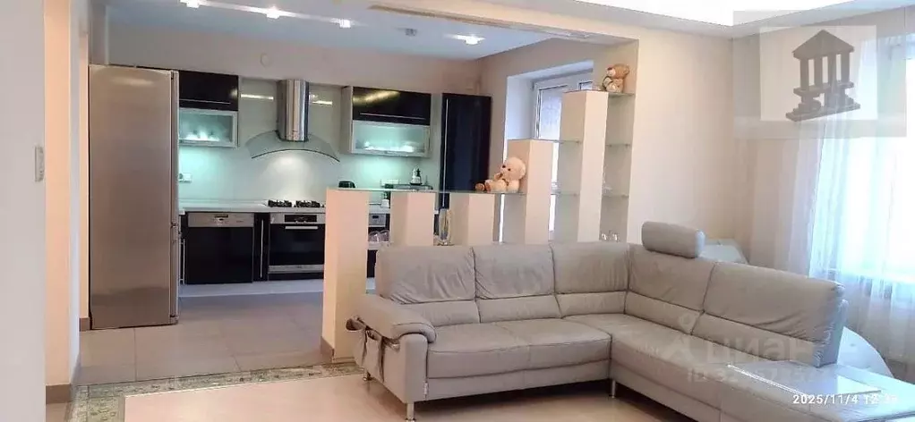 2-к кв. Калининградская область, Калининград Пражская ул., 1А (77.4 м) - Фото 0