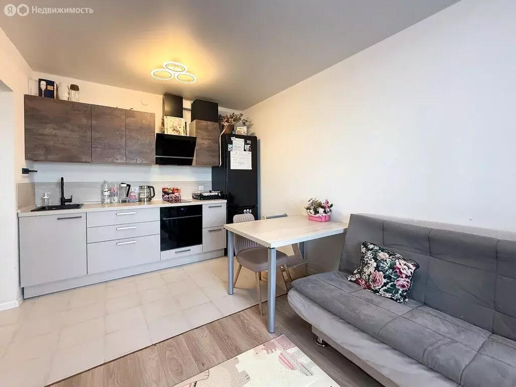 2-комнатная квартира: Екатеринбург, проспект Космонавтов, 11А (52 м) - Фото 1