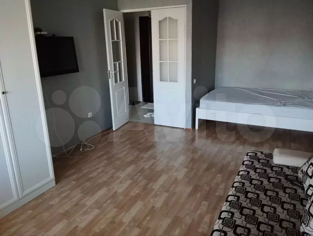 1-к. квартира, 40 м, 9/9 эт. - Фото 1