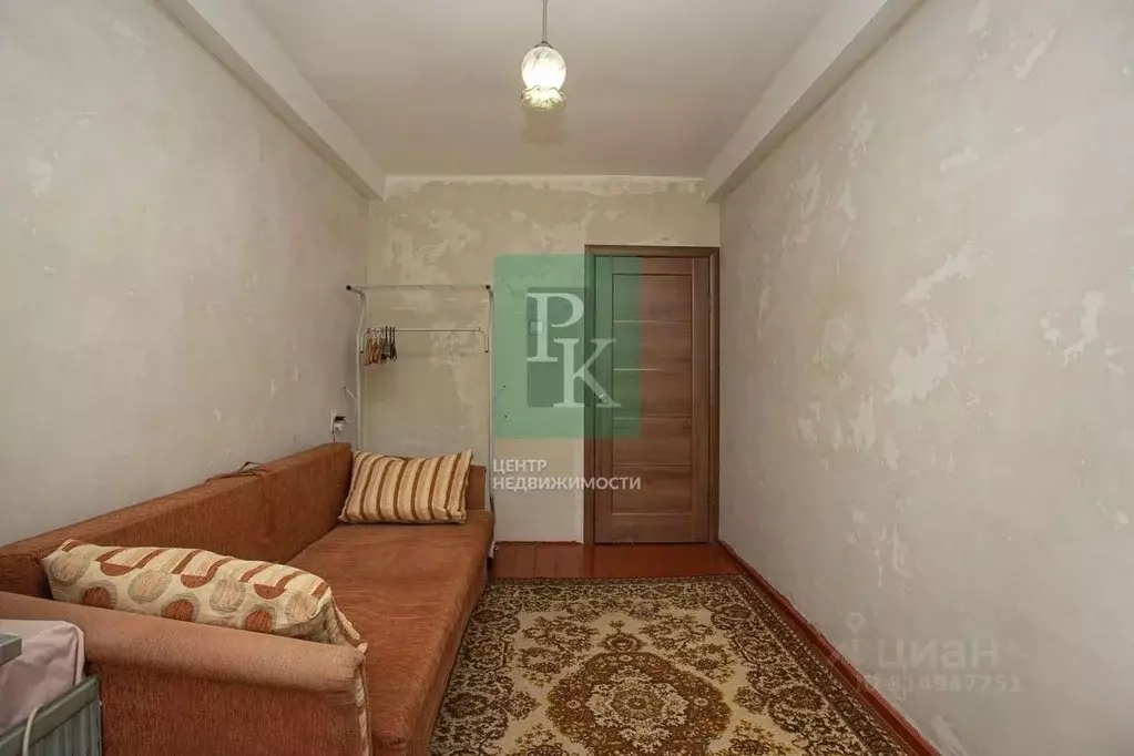 2-к кв. Севастополь, Севастополь, Инкерман г. ул. Менжинского, 18 ... - Фото 1