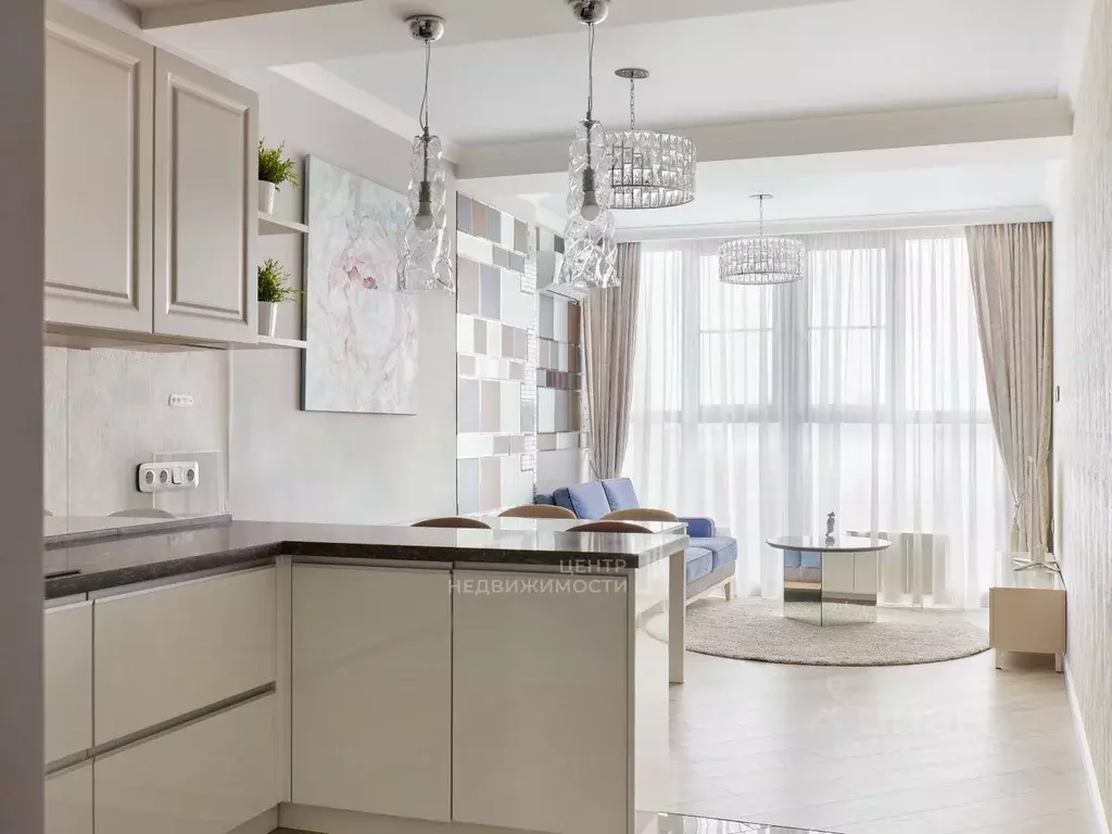 3-к кв. Татарстан, Казань Комсомольская ул., 1 (88.0 м) - Фото 1