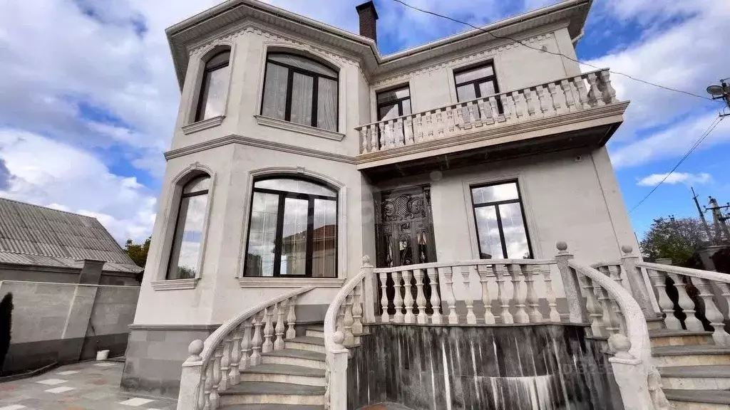 Дом в Крым, Симферополь ул. Сеит-Османа Ислямова (410 м) - Фото 2