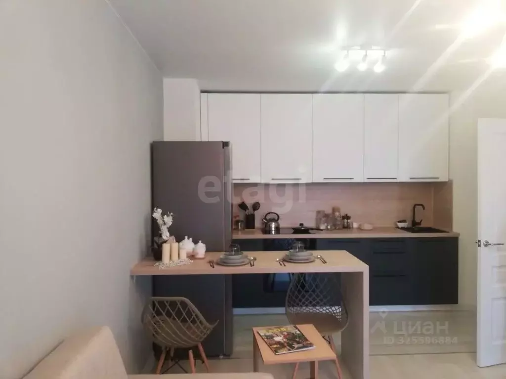 3-к кв. Курская область, Курск ул. Энгельса, 115/4 (86.6 м) - Фото 2