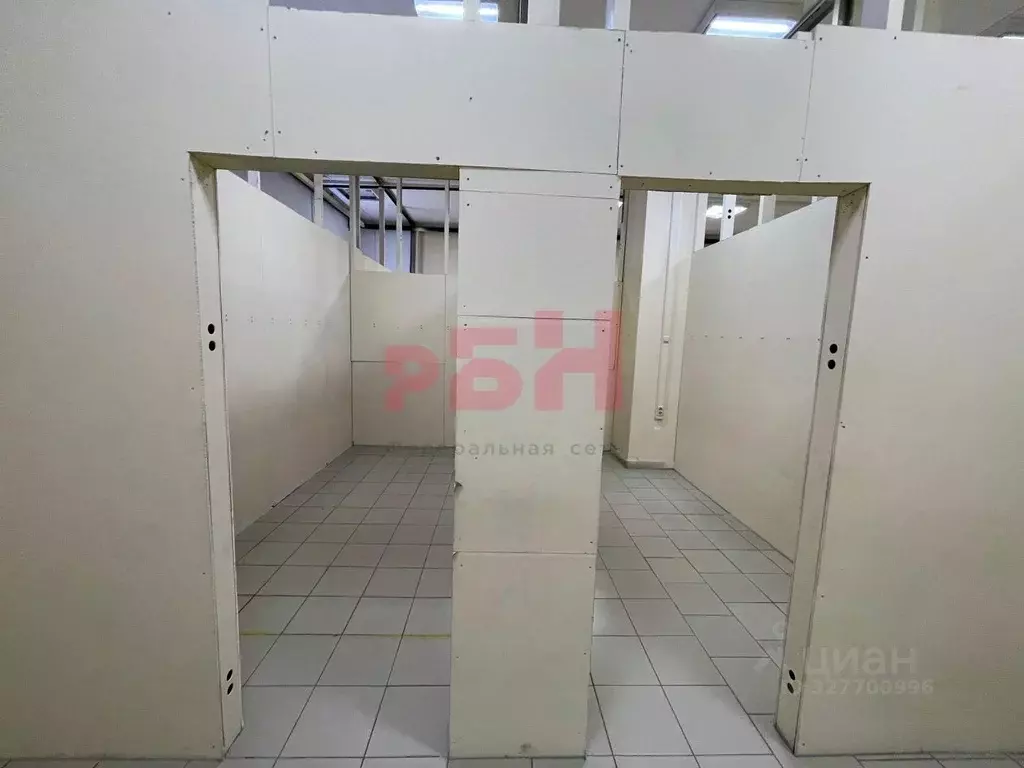 Торговая площадь в Пензенская область, Пенза просп. Строителей (100 м) - Фото 2