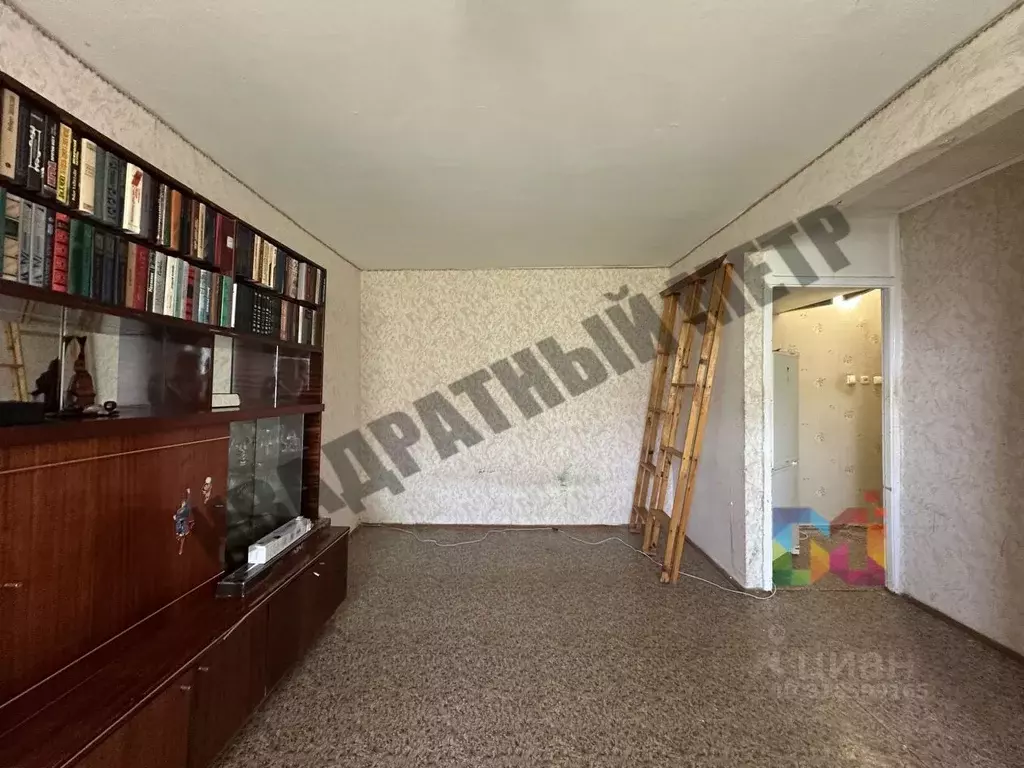 2-к кв. Калмыкия, Элиста 4-й мкр, 27 (45.7 м) - Фото 1