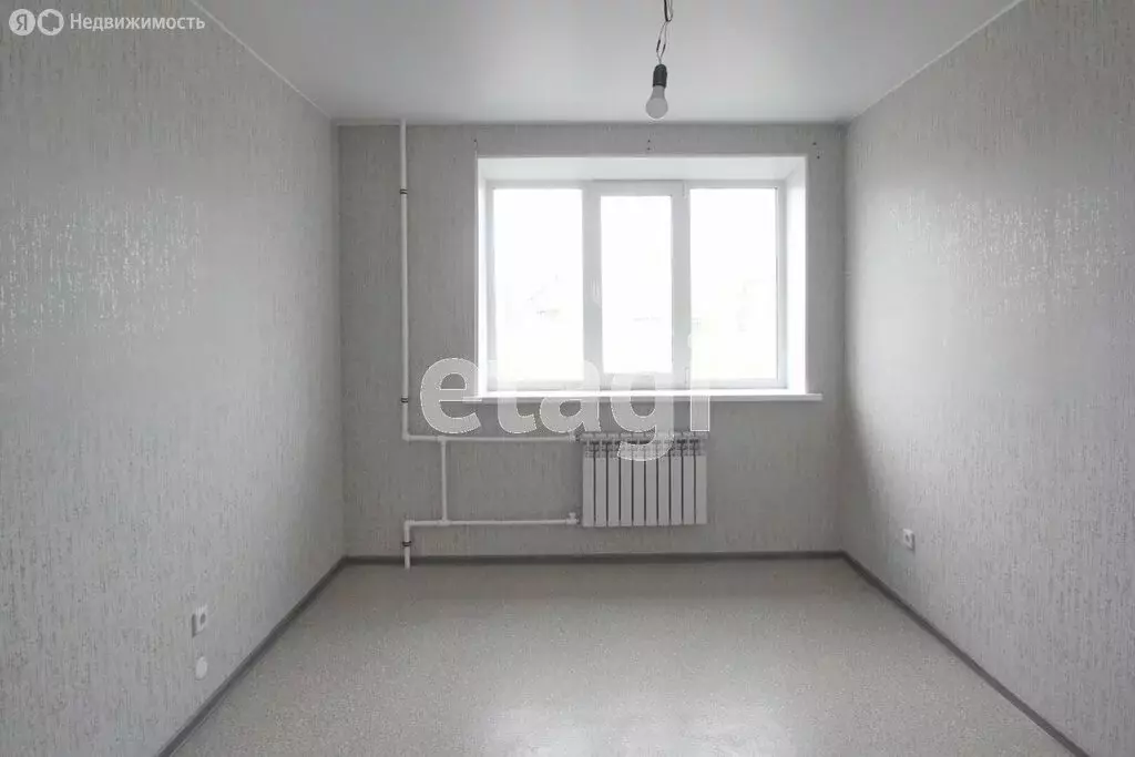 1-комнатная квартира: Ялуторовск, Анисимовский проезд, 1 (38.4 м) - Фото 2