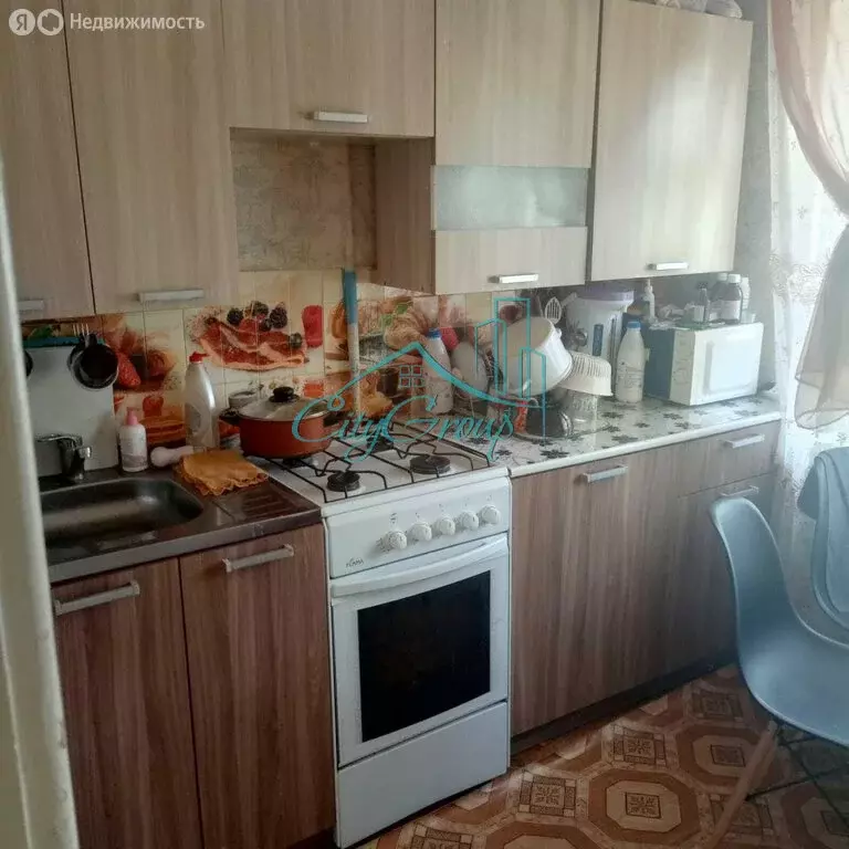 3-комнатная квартира: посёлок Энергетик, 24 (56.3 м) - Фото 1