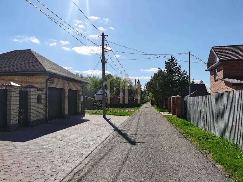 Участок в Омская область, Омский район, с. Усть-Заостровка ул. 1-я ... - Фото 0