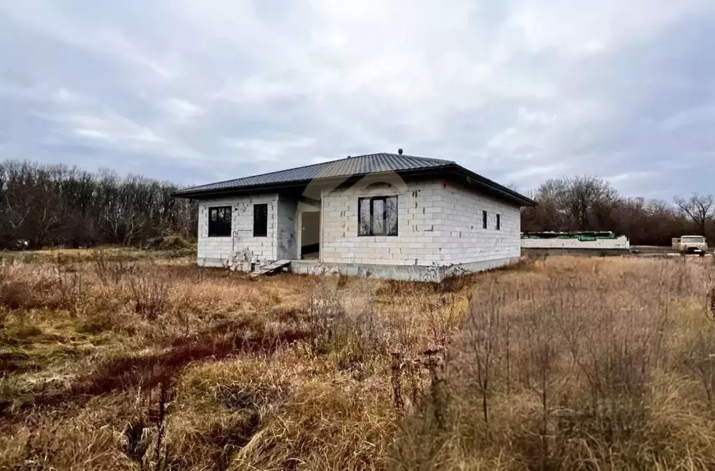 Дом в Белгородская область, Старооскольский городской округ, с. ... - Фото 2