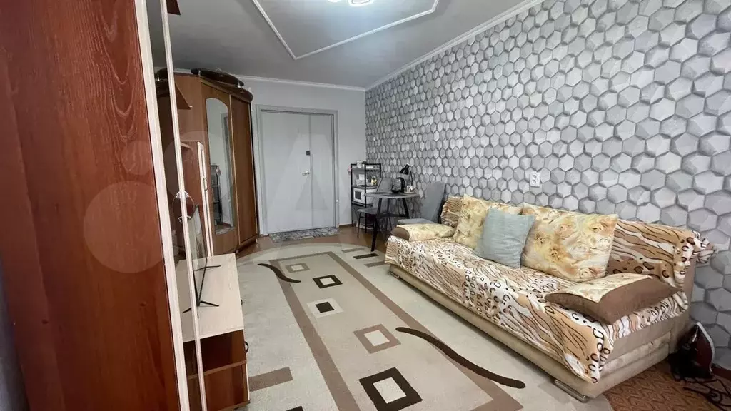 Комната 17 м в 4-к., 7/9 эт. - Фото 1