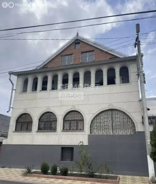 Дом в Нальчик, улица Настуева, 9 (380 м) - Фото 0