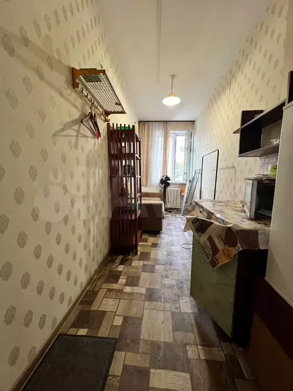 Комната 16 м в 5-к., 2/2 эт. - Фото 1