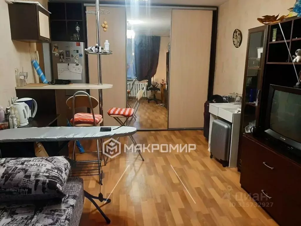 Комната Санкт-Петербург ул. Ушинского, 5К2 (18.1 м) - Фото 1