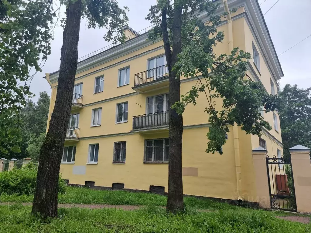 2-к кв. Санкт-Петербург, Санкт-Петербург, Петергоф Санкт-Петербургский ... - Фото 0