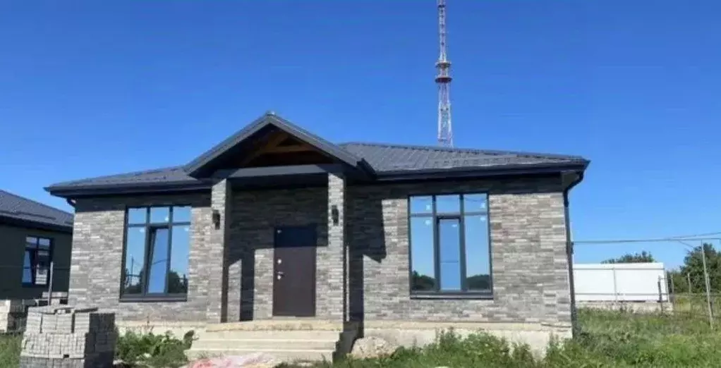 Дом в Ставропольский край, Ставрополь № 29 мкр,  (120 м) - Фото 1