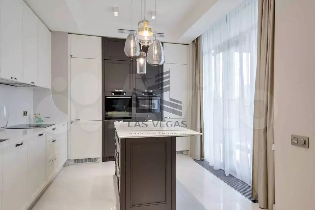 3-к. квартира, 115 м, 5/10 эт. - Фото 1
