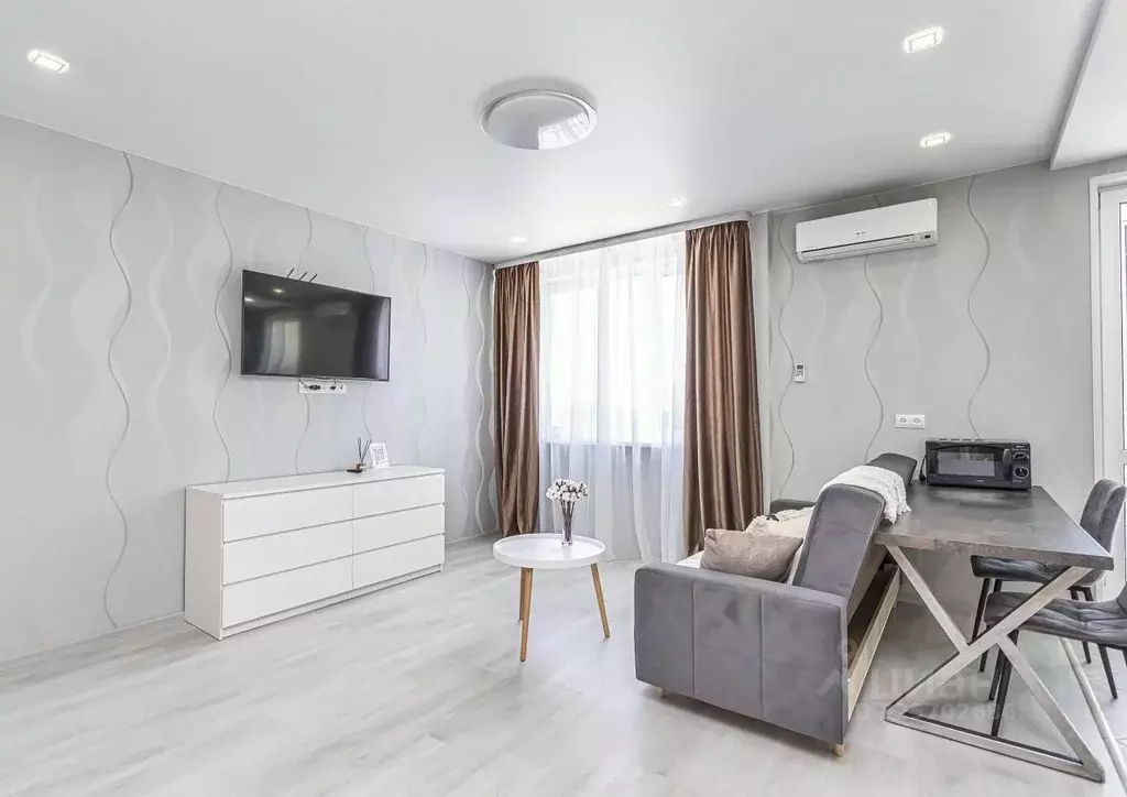 Студия Приморский край, Владивосток ул. Сочинская, 15 (39.0 м) - Фото 1