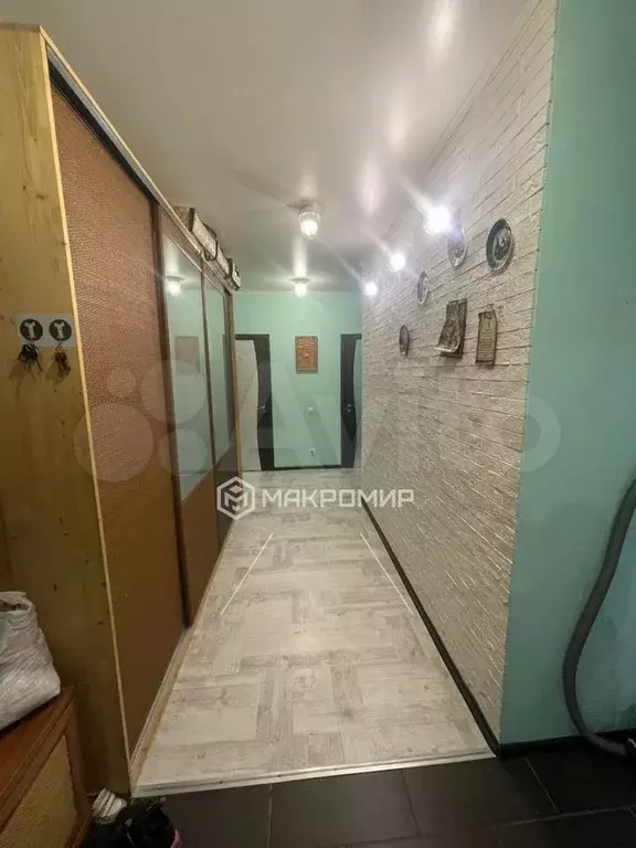 3-к. квартира, 80 м, 1/9 эт. - Фото 1