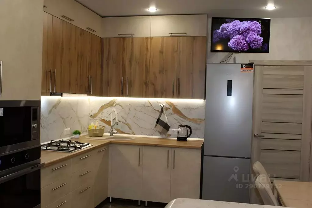 1-к кв. Крым, Симферополь ул. Батурина, 131 (41.0 м) - Фото 2