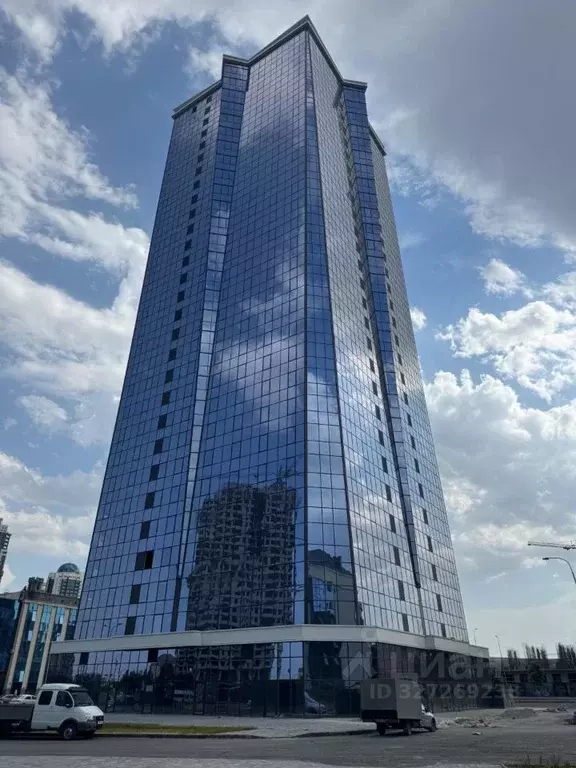 Свободной планировки кв. Чеченская республика, Грозный ул. Шейха Али ... - Фото 1