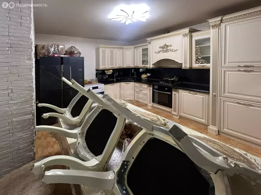 Дом в Николаевка, улица Октябрьской Революции (92.6 м) - Фото 1