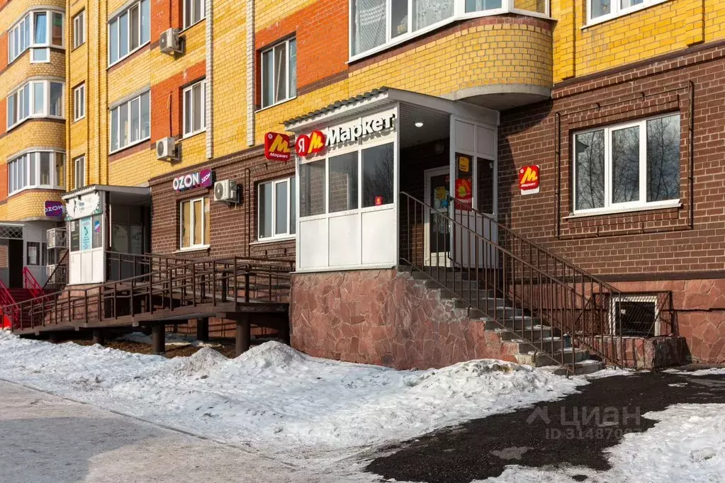 Торговая площадь в Тюменская область, Тюмень Малая Боровская ул., 28к1 ... - Фото 1