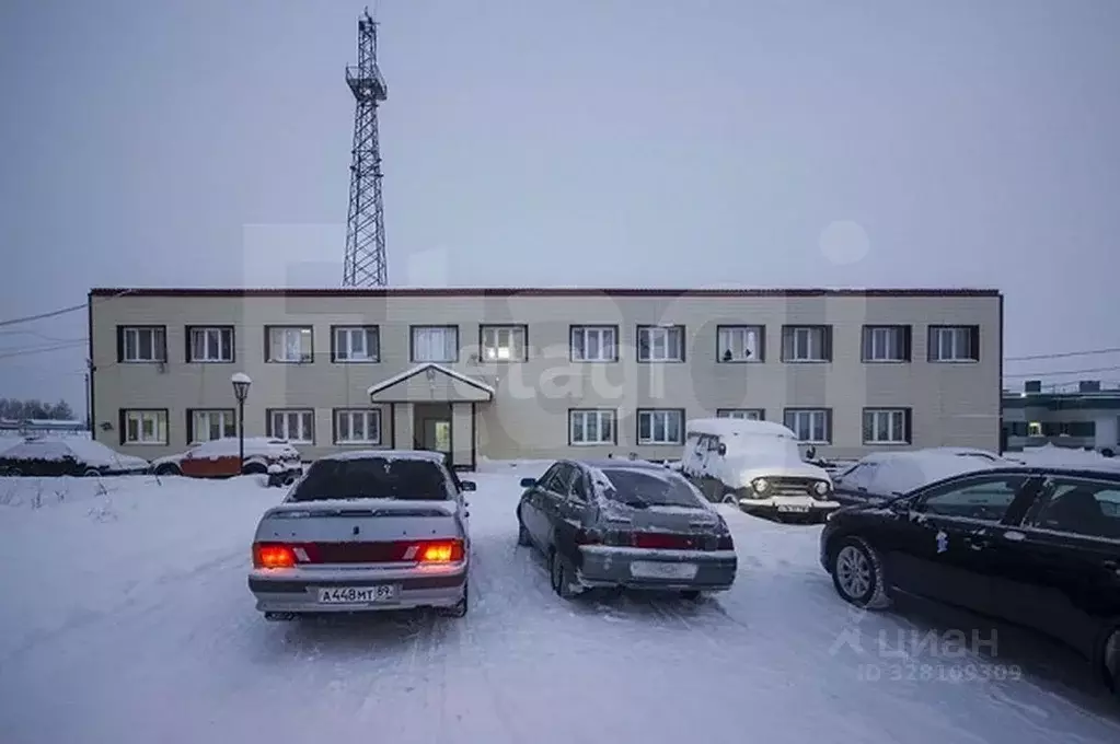 Помещение свободного назначения в Ямало-Ненецкий АО, Новый Уренгой ул. ... - Фото 2