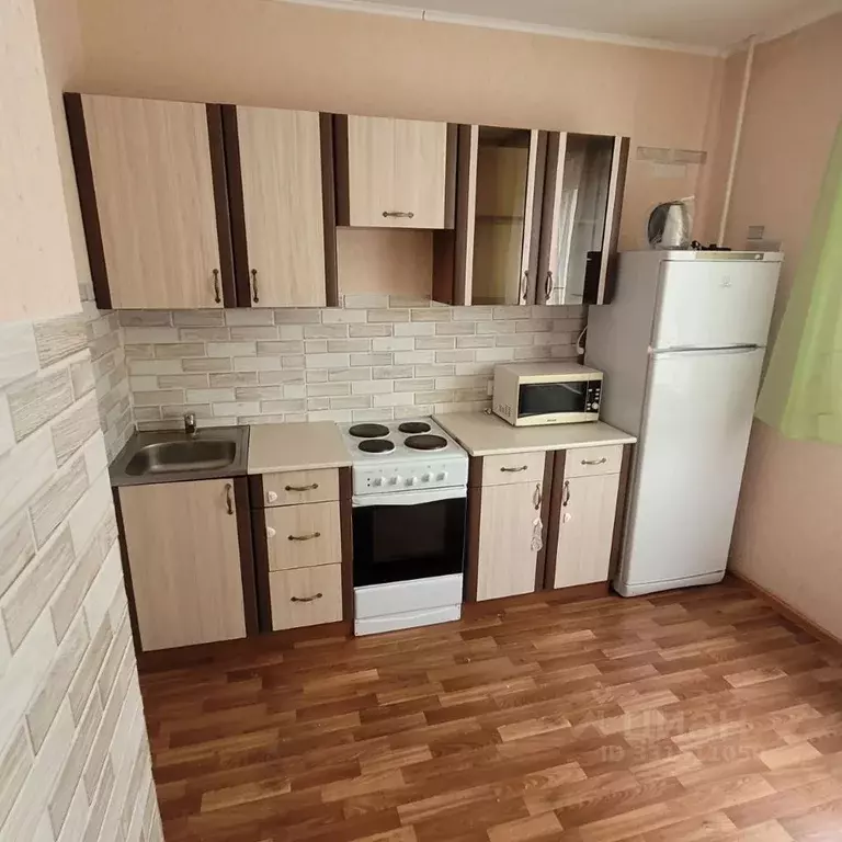 1-к кв. Курская область, Курск просп. Вячеслава Клыкова, 79 (36.0 м) - Фото 1