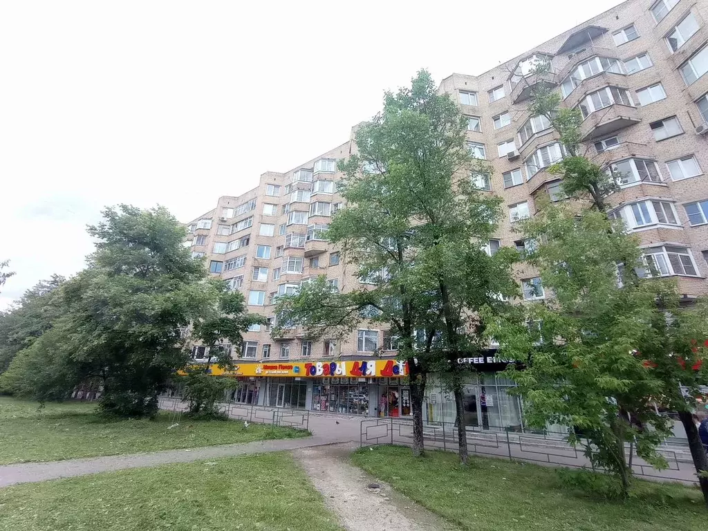 2-к. квартира, 54 м, 2/9 эт. - Фото 0
