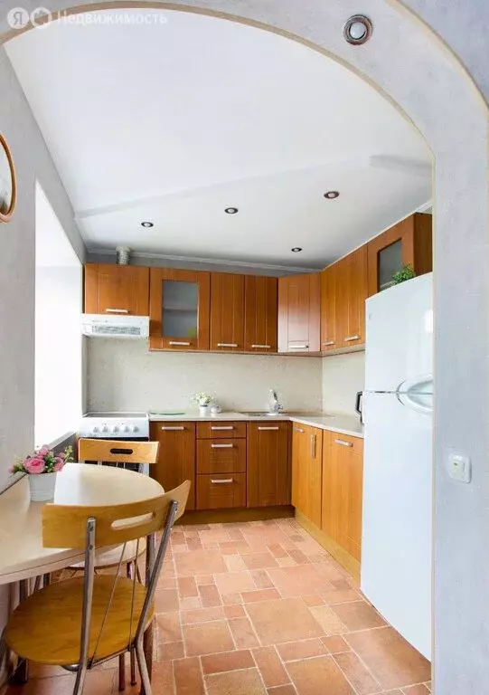 3-комнатная квартира: Сочи, микрорайон Центральный, улица Островского, ... - Фото 2