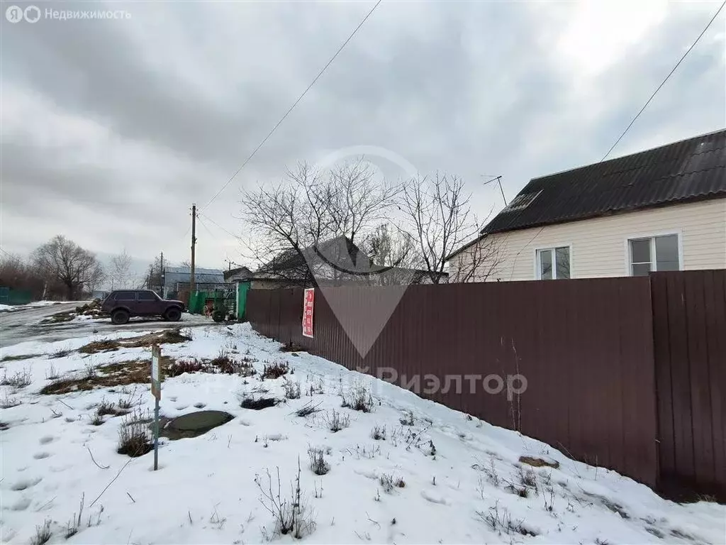 Дом в Рязанская область, Пронский муниципальный округ, село Маклаково ... - Фото 1