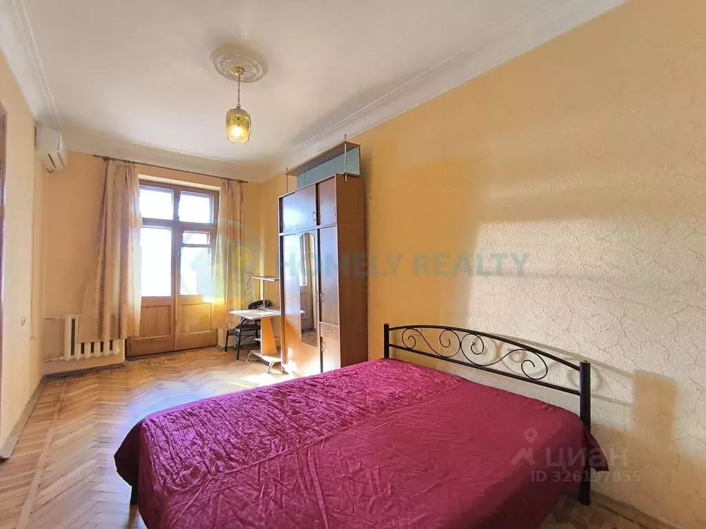 3-к кв. Севастополь ул. Ленина, 33 (70.0 м) - Фото 1