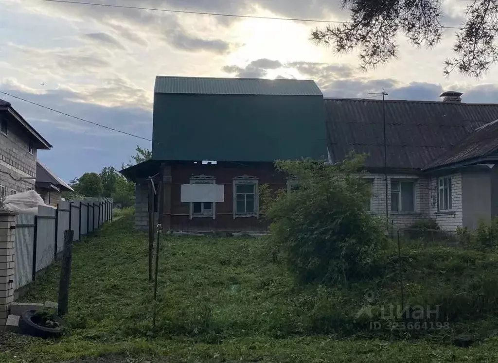 Дом в Брянская область, Брасовский район, Локоть рп просп. Ленина, 1 ... - Фото 2