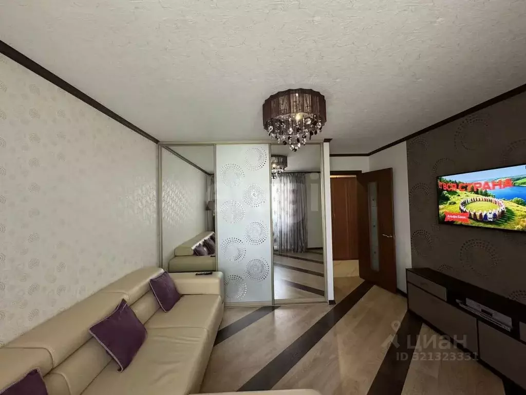 3-к кв. Коми, Сыктывкар ул. Славы, 32 (67.2 м) - Фото 1