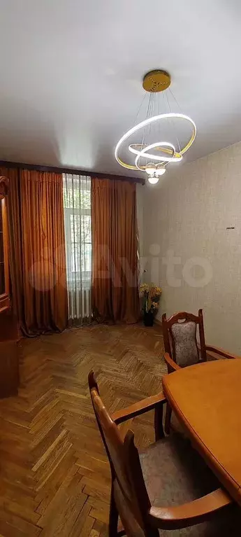 2-к. квартира, 55 м, 2/5 эт. - Фото 1