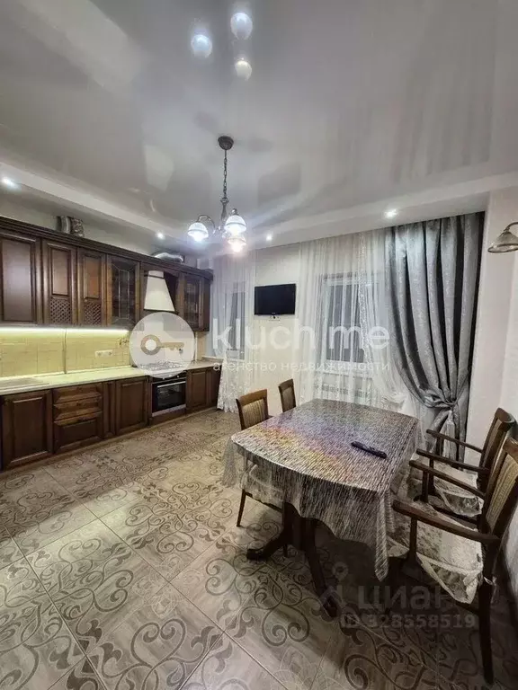 3-к кв. Татарстан, Казань ул. Гастелло, 1 (132.0 м) - Фото 1